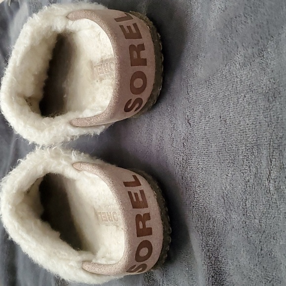 Sorel - Girls Nakiska Slide Il Slippers Size 4 - Picture 2 of 7